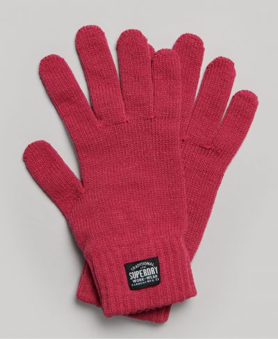 Classic knitted gloves